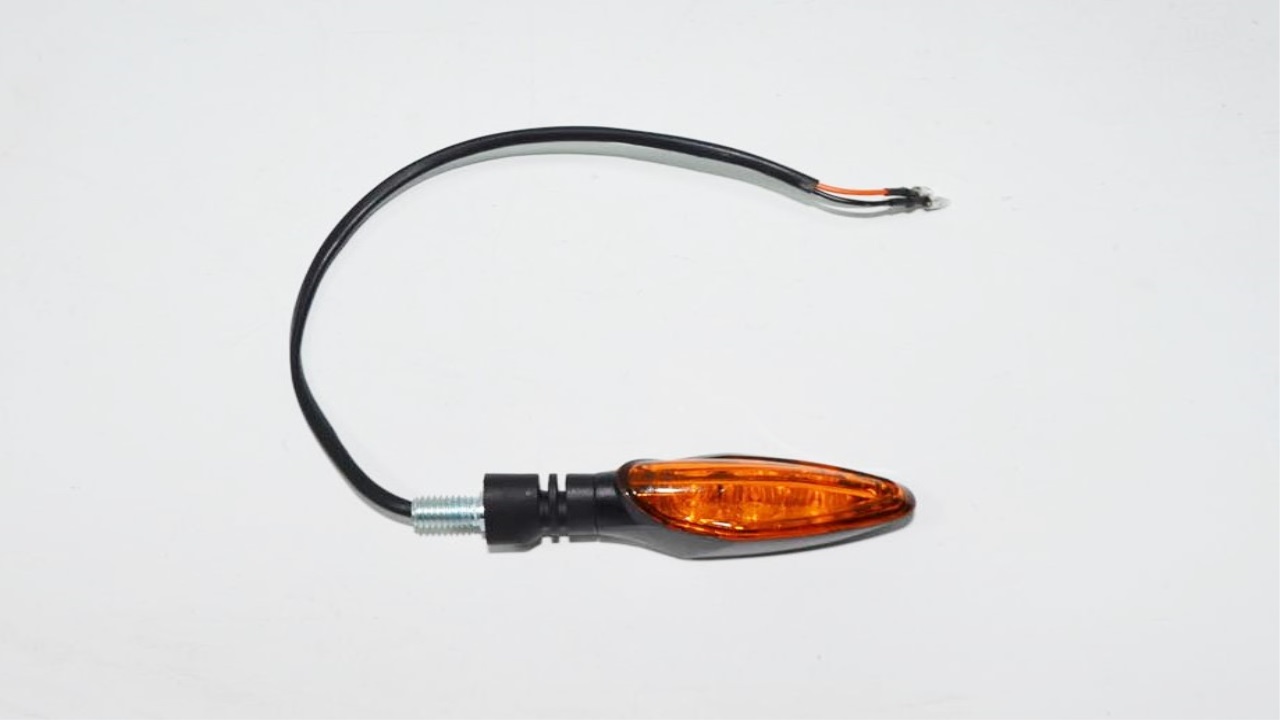 ARKA SİNYAL SOL (C-LİNE)